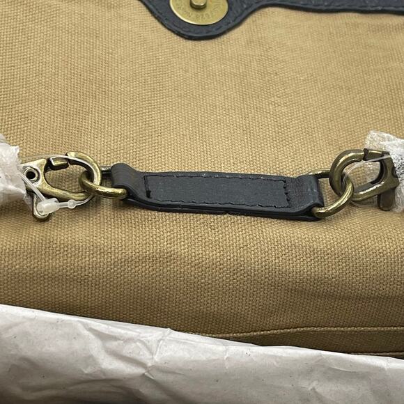 Frye Callie Crossbody Wallet New $198 Black Leather Stud Clutch Detachable Strap - Picture 8 of 13